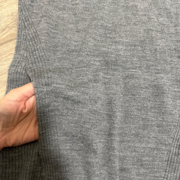 Lululemon Sweat And Savasana Wool Sweater Heathered Medium Grey Size 6 - Picture 9 of 15